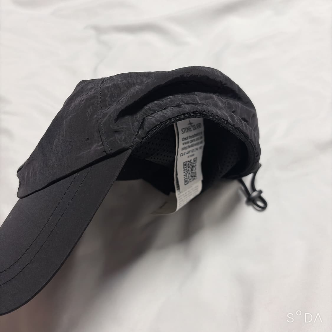 스톤아일랜드 나일론 볼캡 블랙 상품이미지4