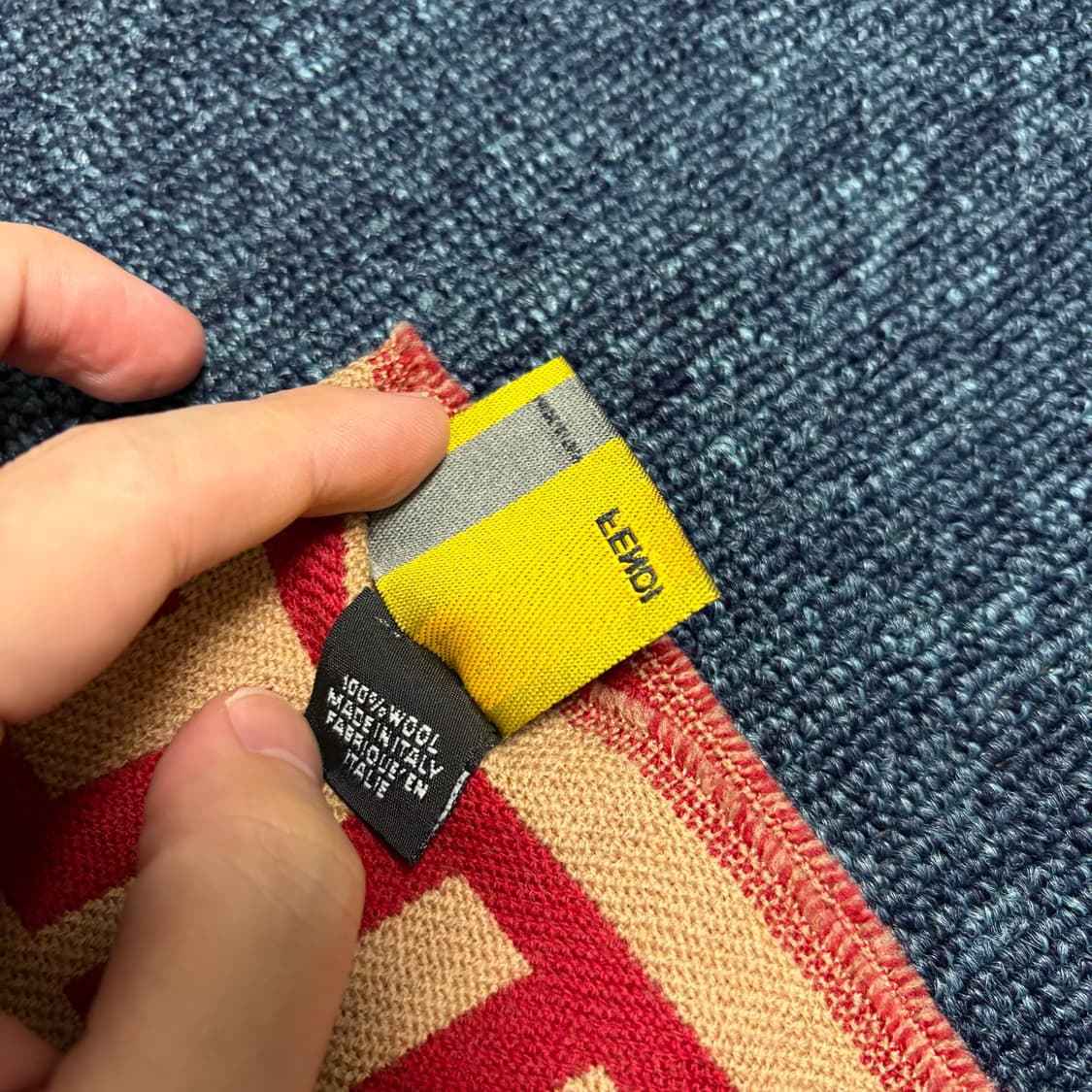 펜디 오리지널 FF 로고 머플러 상품이미지6