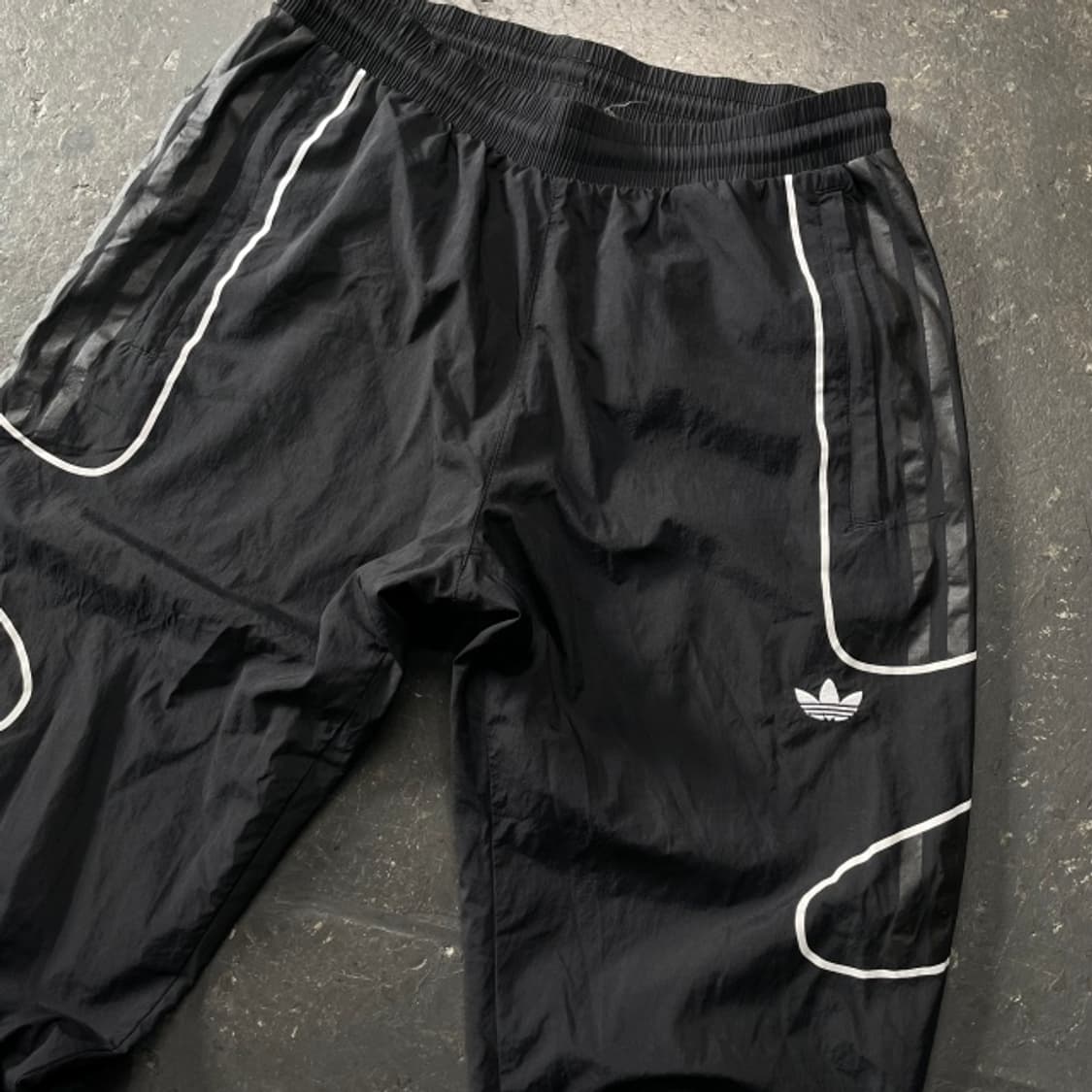 100 아디다스 나일론 팬츠 상품이미지2
