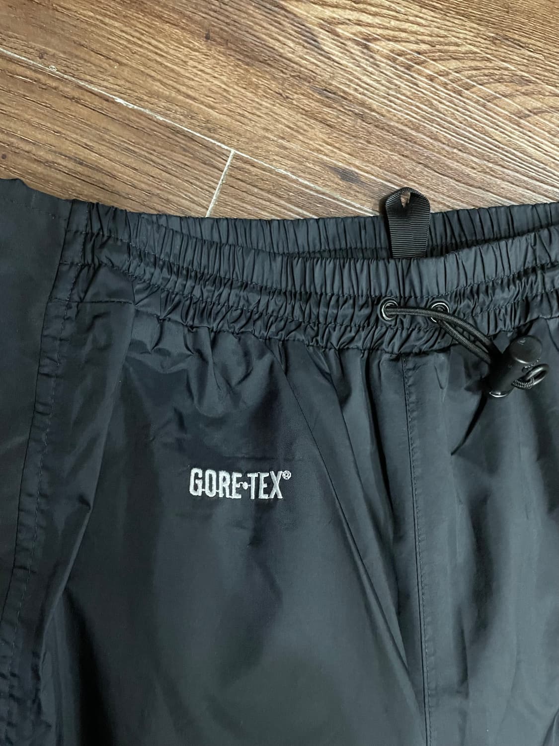 노스페이스 고어텍스 마운틴 나일론 팬츠 블랙 상품이미지4