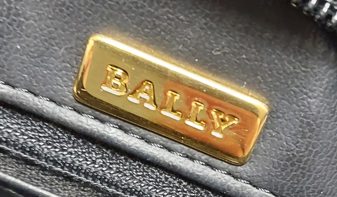 발리 Bally 퀼팅 체인 숄더백 상품이미지8