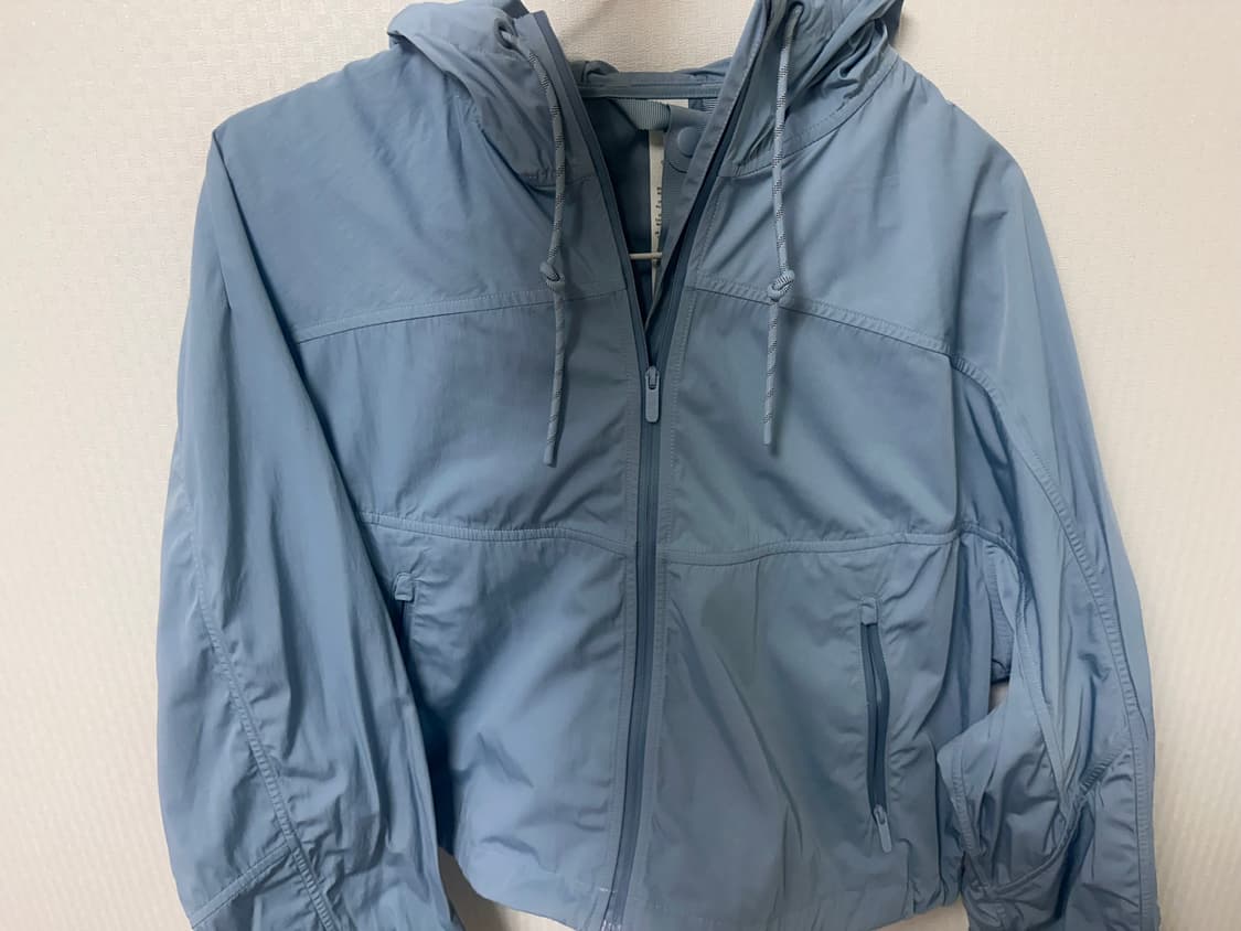 룰루레몬 바람막이 크롭자켓  상품이미지1