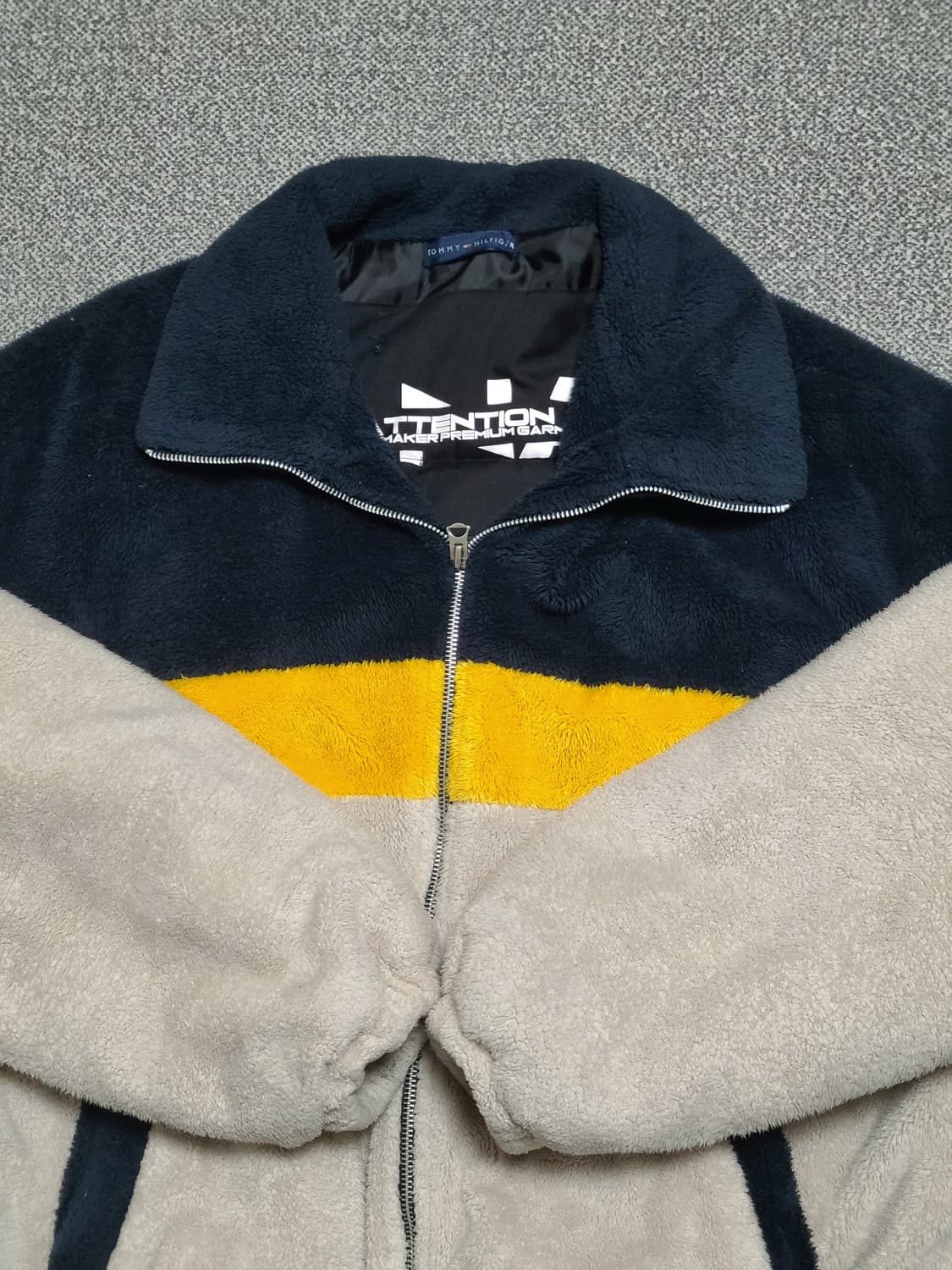 타미힐피거 컬러블록 빅로고 양털 플리스 자켓 XXL  110 상품이미지4