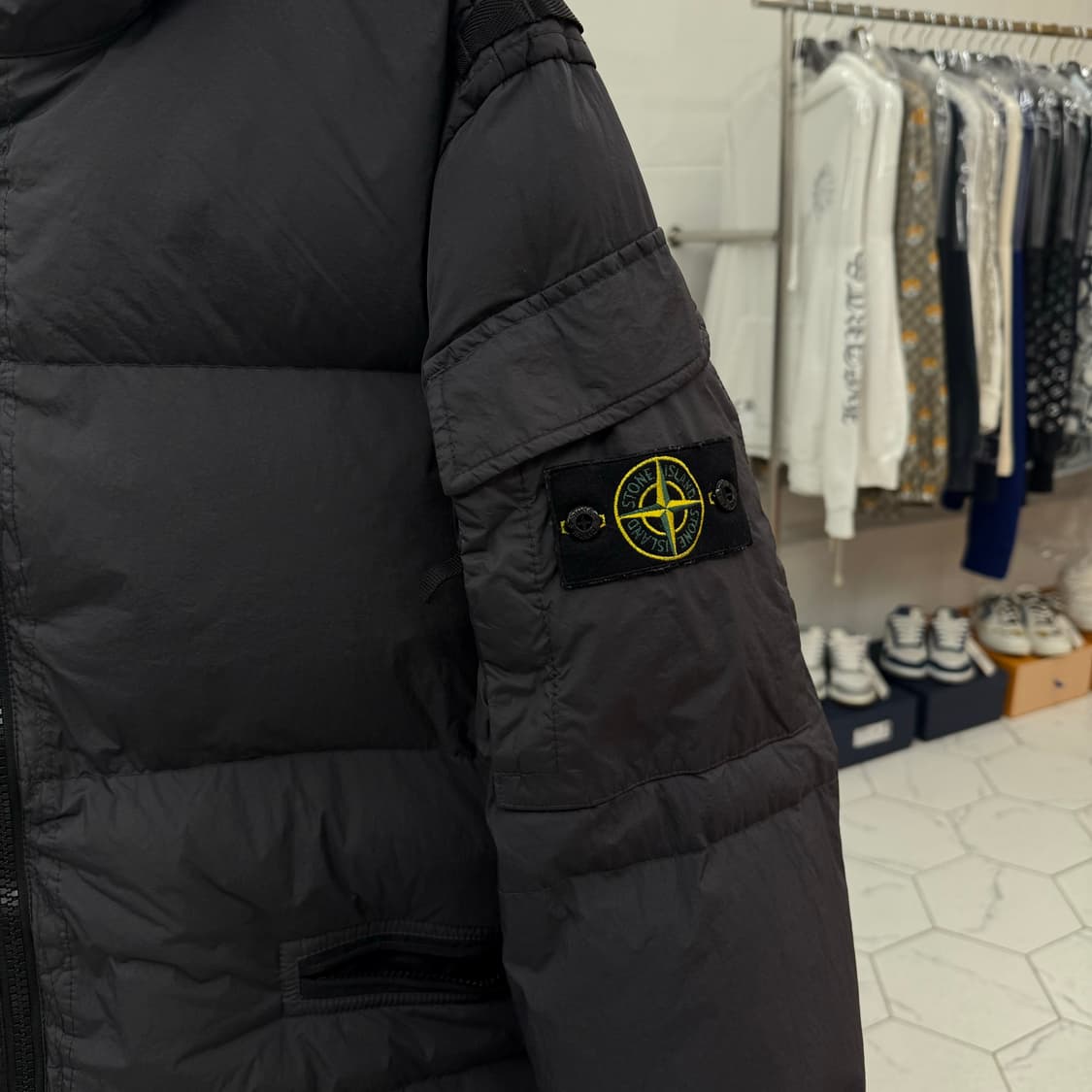 [L] 스톤아일랜드 크링클랩스 패딩 상품이미지4