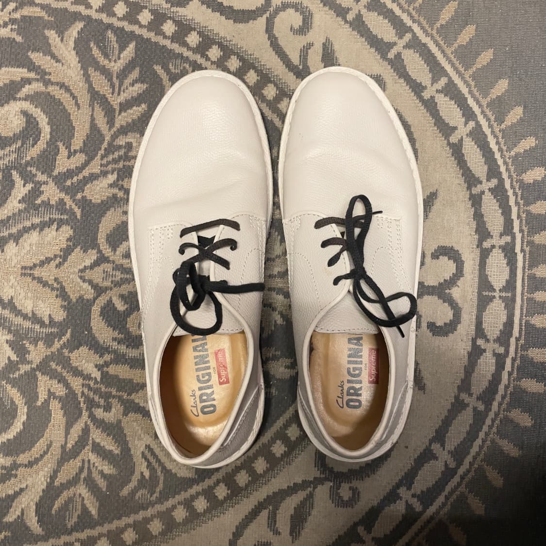 슈프림 X 클락스 화이트 데저트 말리 슈즈   상품이미지5