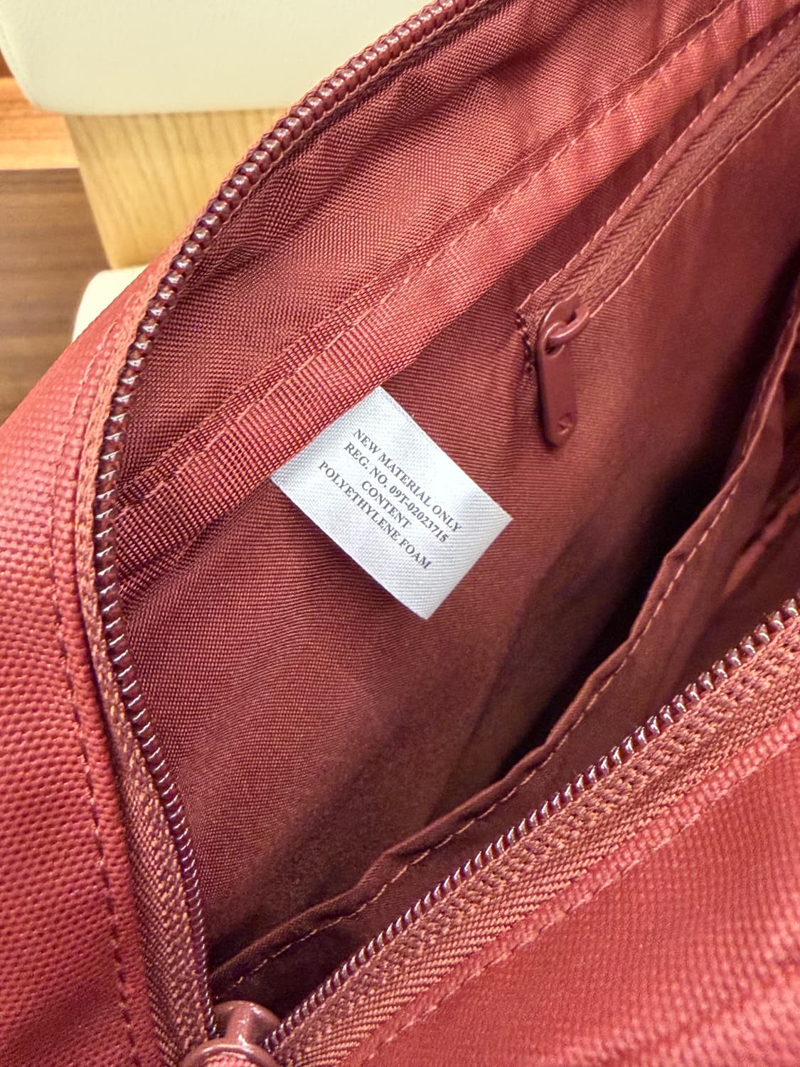 Incase 인케이스 시티 랩탑 더플백 딥레드 23L (여행가방) 상품이미지7