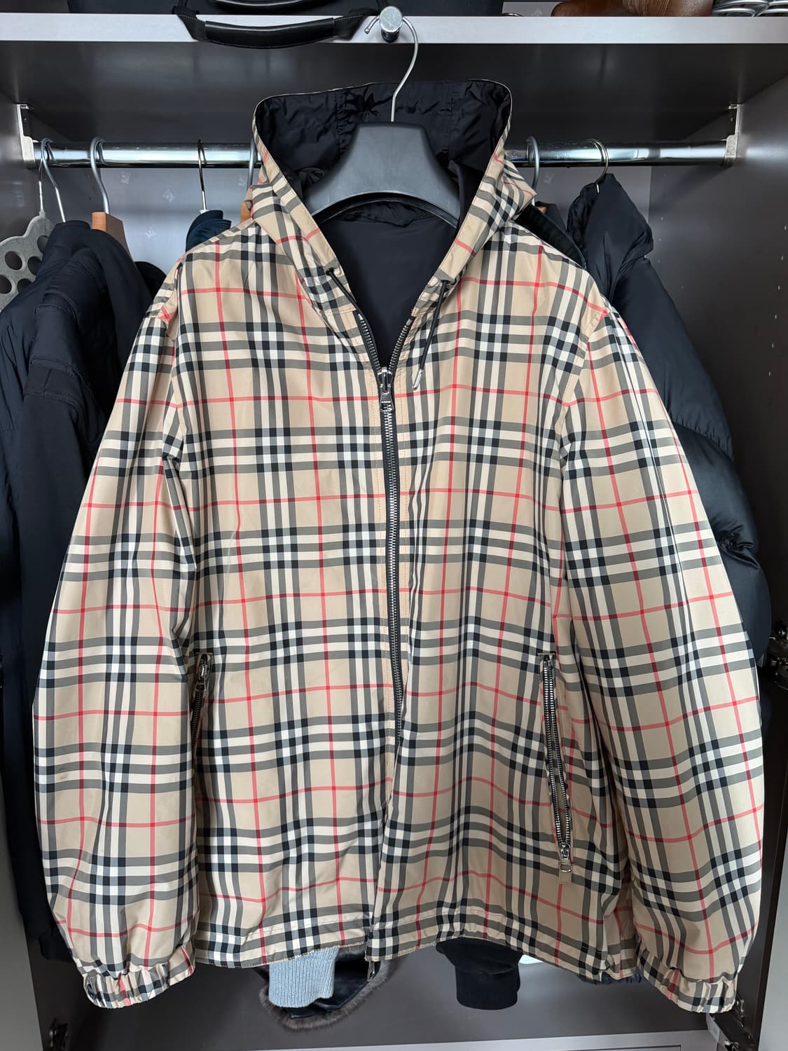 버버리 리버시블 바람막이 상품이미지3