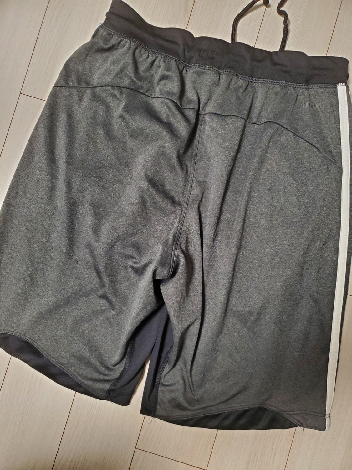 아디다스 4크레프트 스포츠 헤더 3선 쇼츠 DU1599 사이즈m

스포츠 상품이미지9