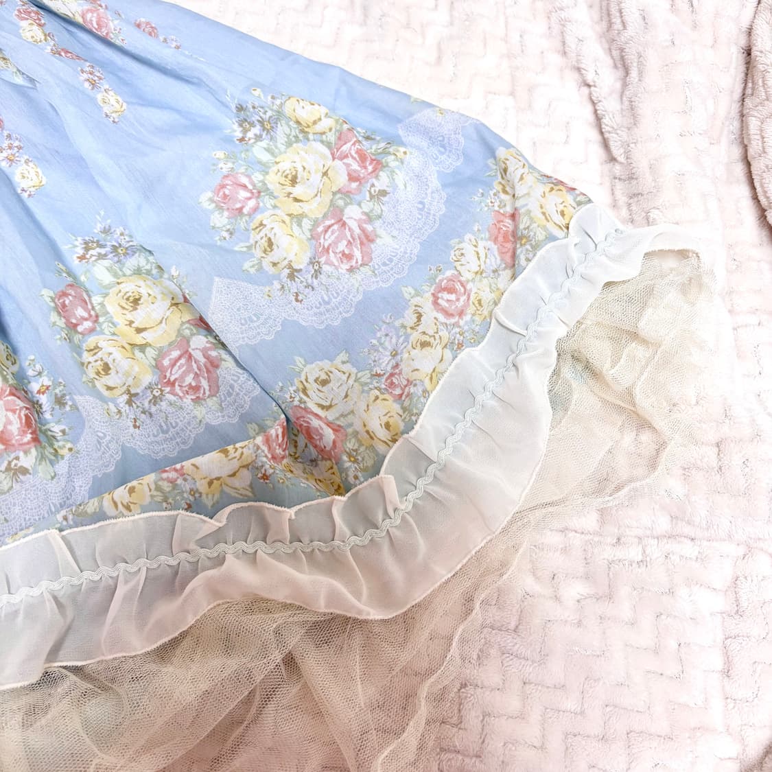 엑시즈팜 플라워 레이스 핀터깔 원피스 상품이미지4