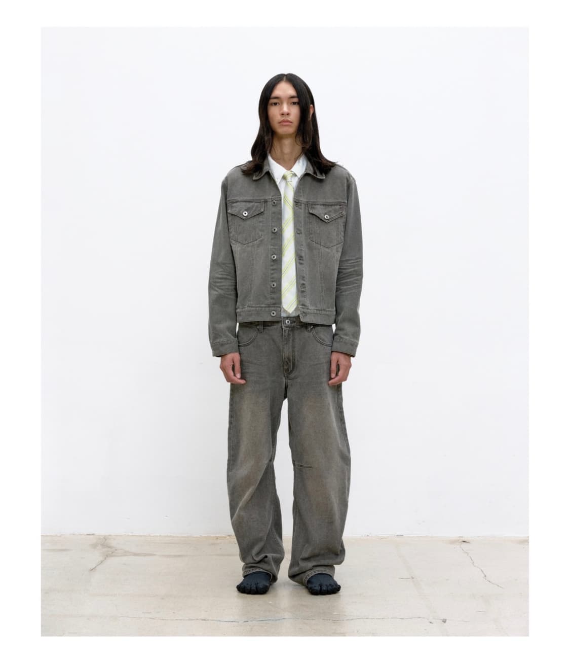 엠보 워시드 딥 커브드 데님 팬츠 (워시드브라운) L 사이즈 상품이미지2