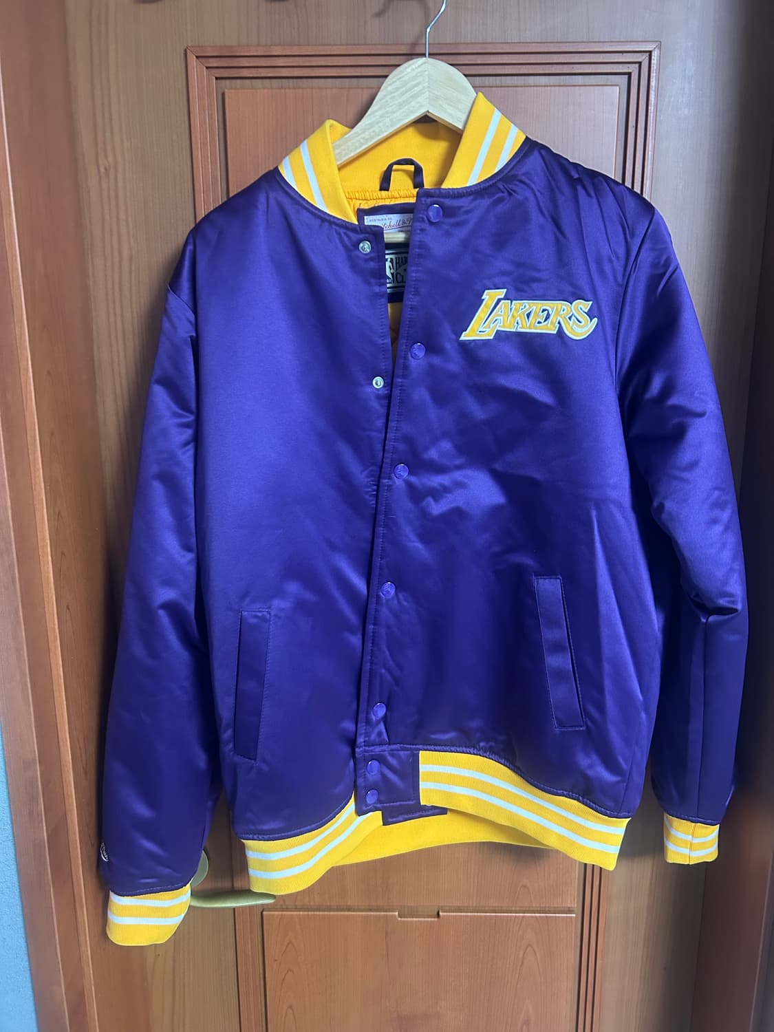LA 레이커스 봄버 자켓 상품이미지1