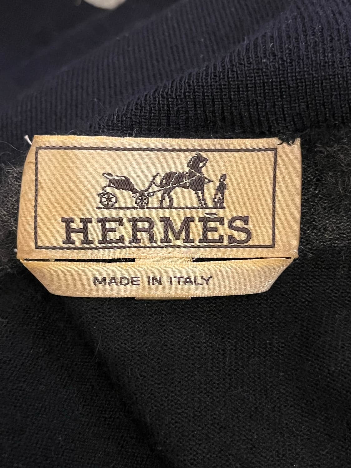 [HERMES 에르메스] 100% 캐시미어 V 인타르시아 터틀넥 니트 L 상품이미지3
