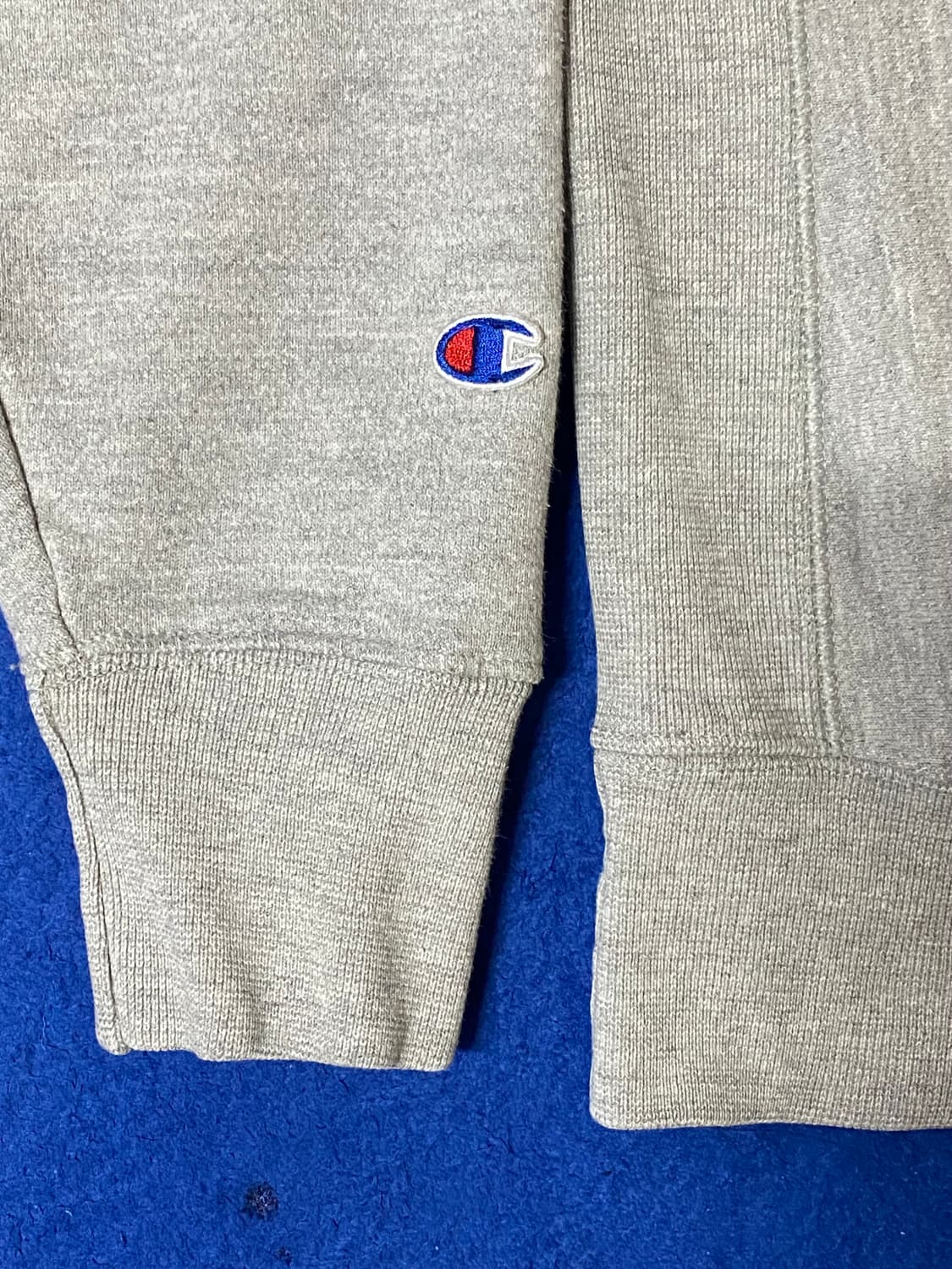 AFB x Champion 회색 맨투맨 티셔츠 M 상품이미지4