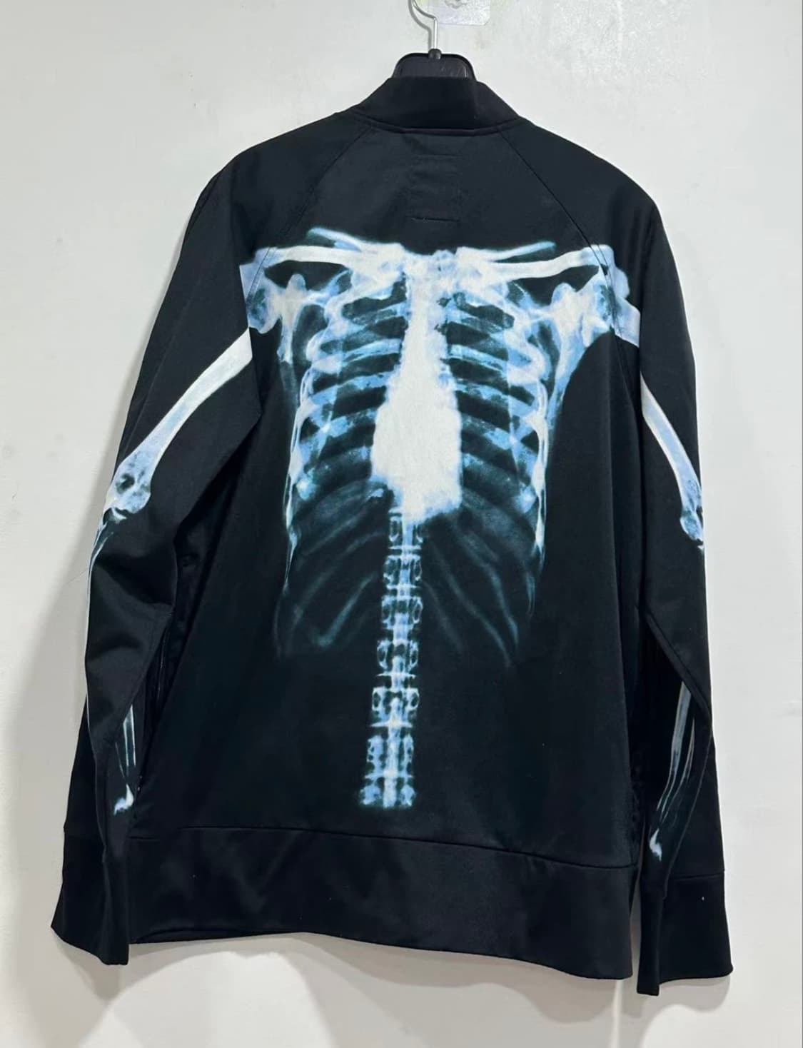 [105] 아디다스 제레미 스캇 X-Ray 본즈 트랙탑 져지 상품이미지2