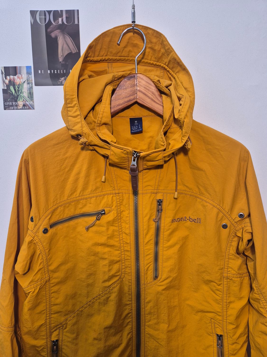 몽벨에서 나온 남성 바람막이 자켓  M
사이즈   상품이미지2