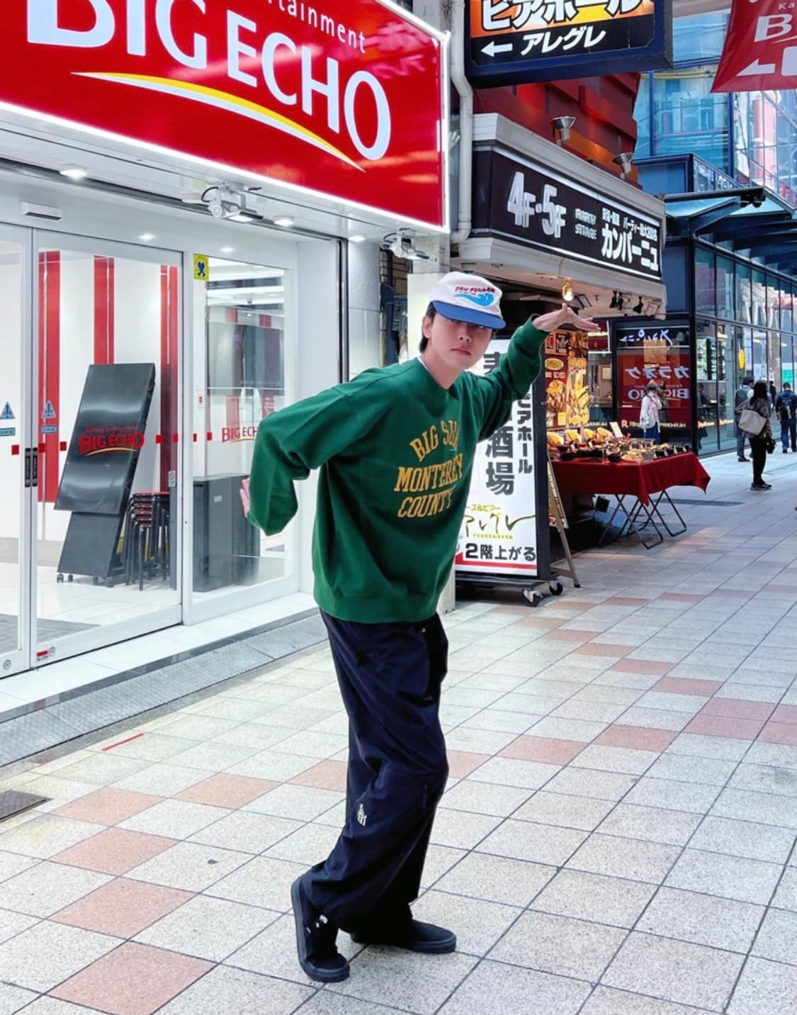 {주우재,윤아 착용} 리바이스 골드탭 맨투맨 L 상품이미지7