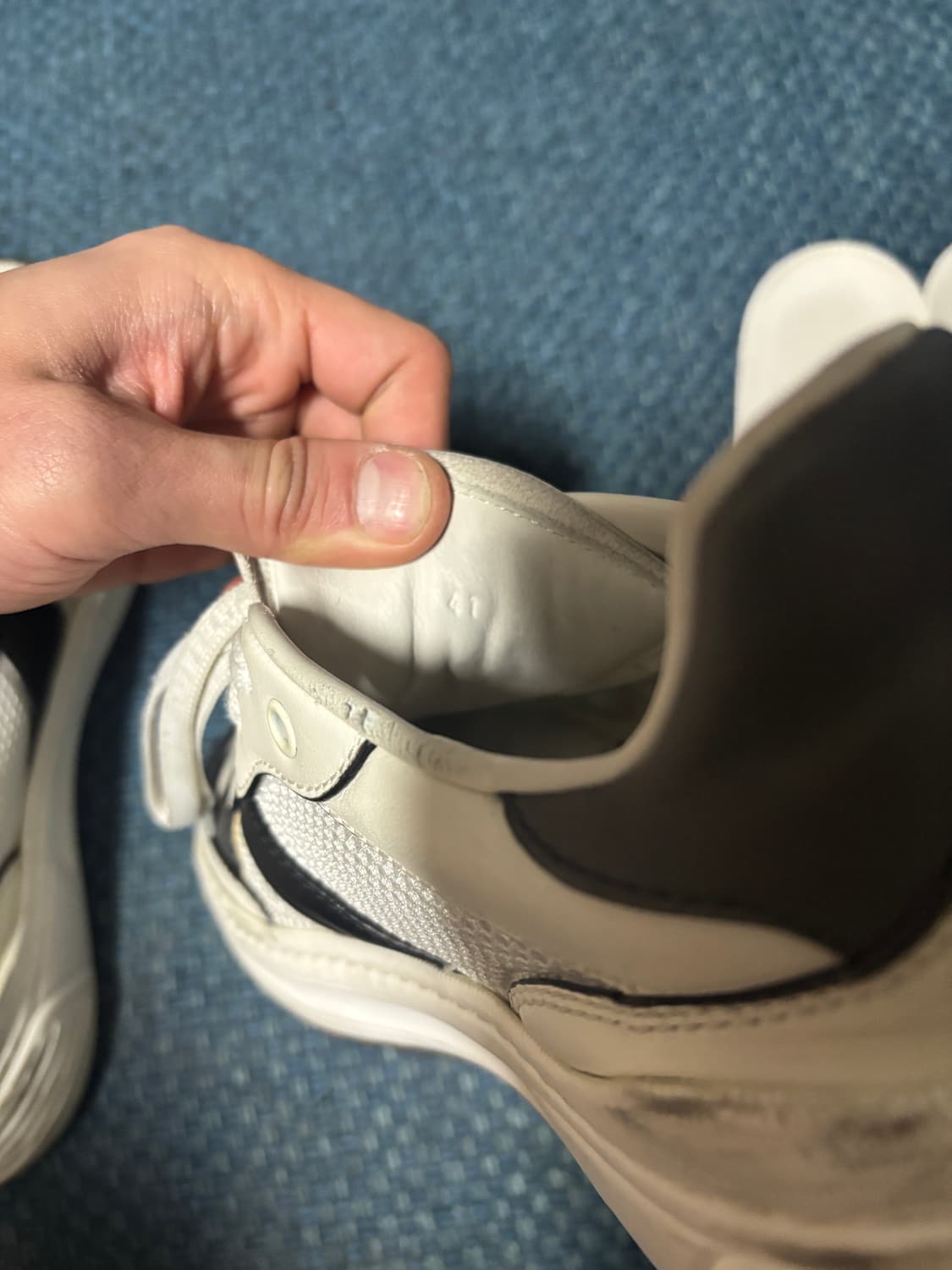 보테가베네타 스피드스터 41사이즈 검흰 정품 상품이미지5