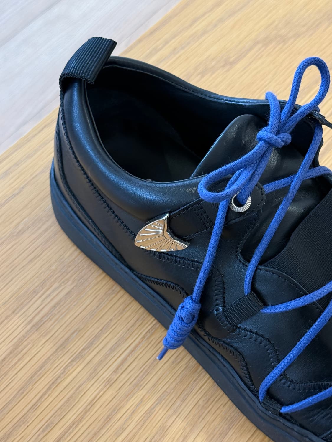 토가 비릴리스 string leather buckle sneakers 상품이미지6