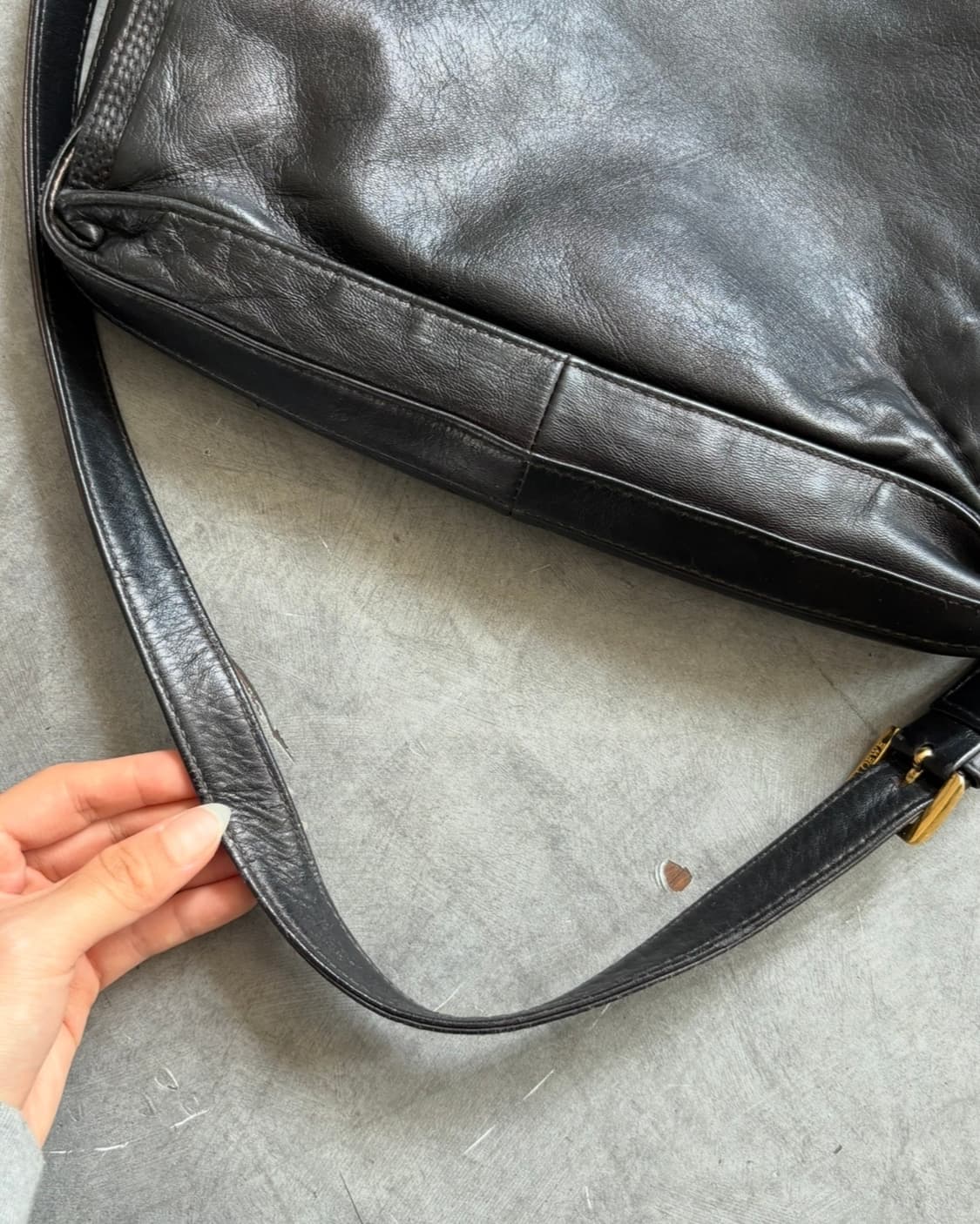 Loewe 로에베 블랙 플라멩코 아나그램 숄더백 상품이미지7