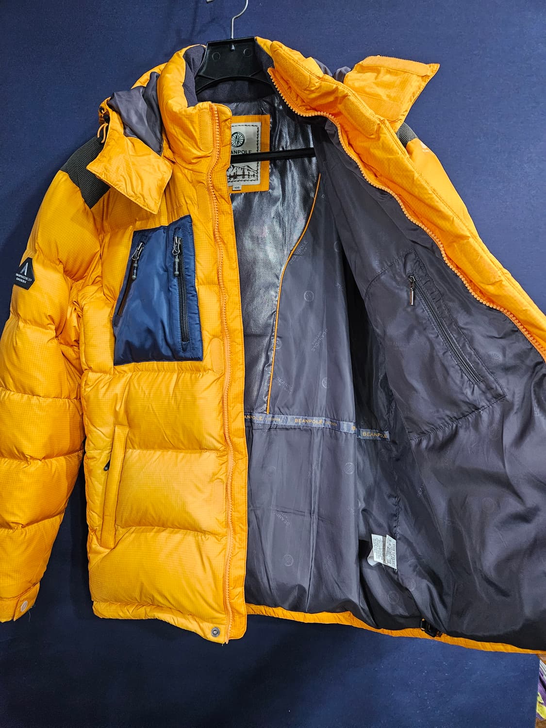 빈폴 옐로우컬러 남성 105 구스다운 패딩  상품이미지8