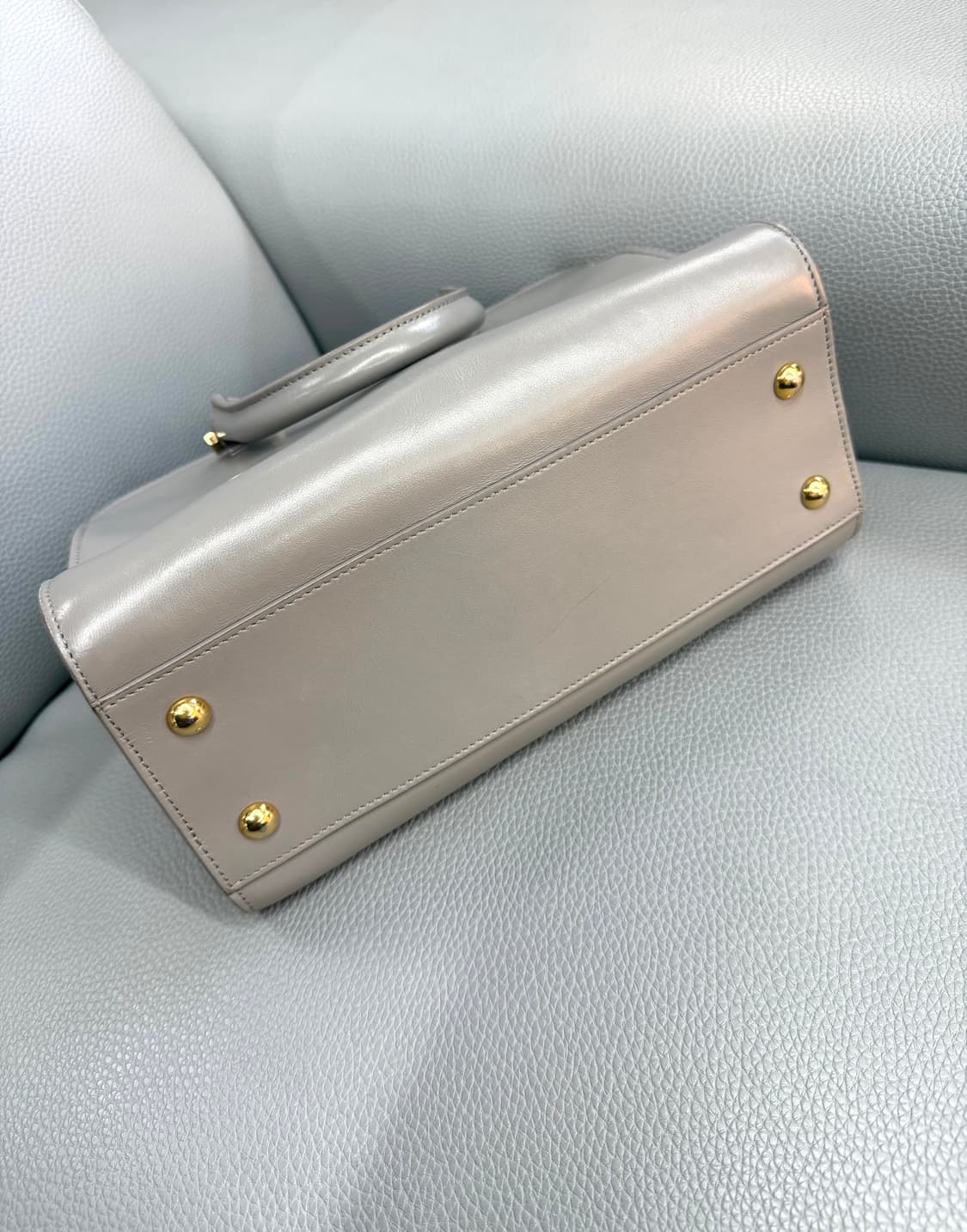 생로랑 베이비 카바스 토트백 상품이미지8