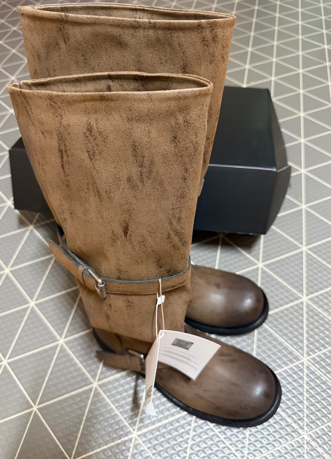 (새상품) 네거티브쓰리 부츠 Slouchy Long Boots  상품이미지1