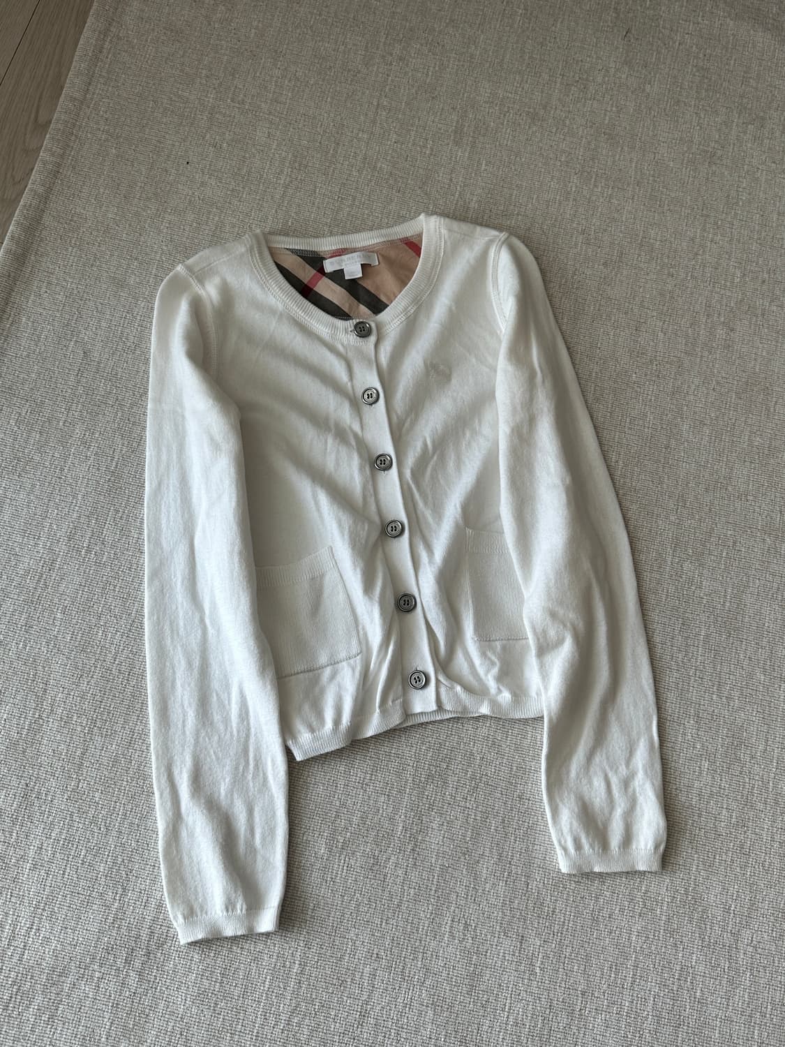 버버리 가디건 상품이미지1