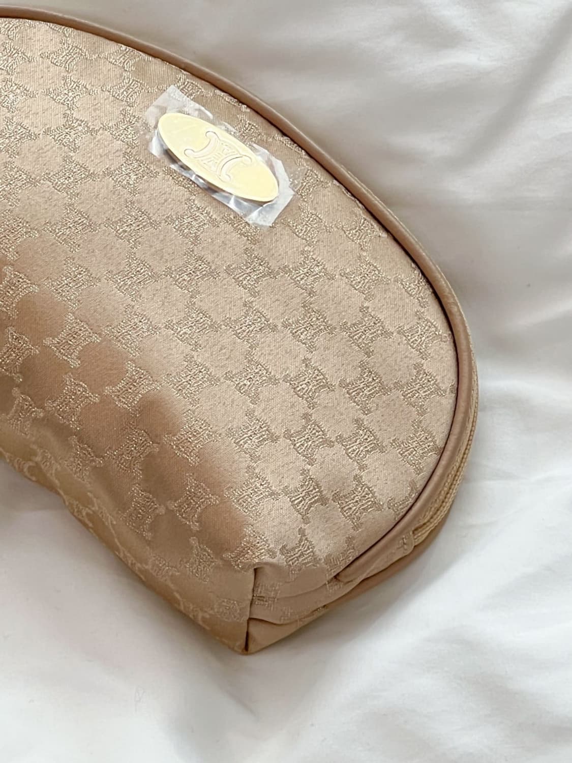 [새상품] celine / 셀린느 파우치 베이지 상품이미지4