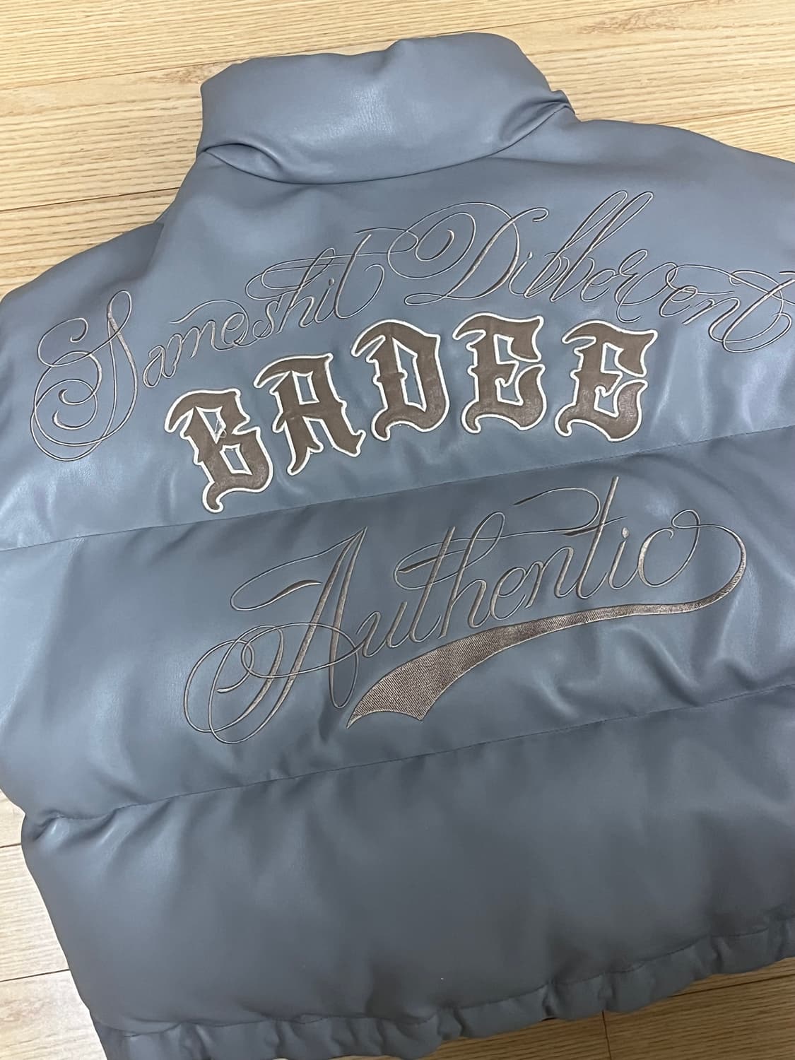 배디 레더 패딩 그레이 상품이미지2