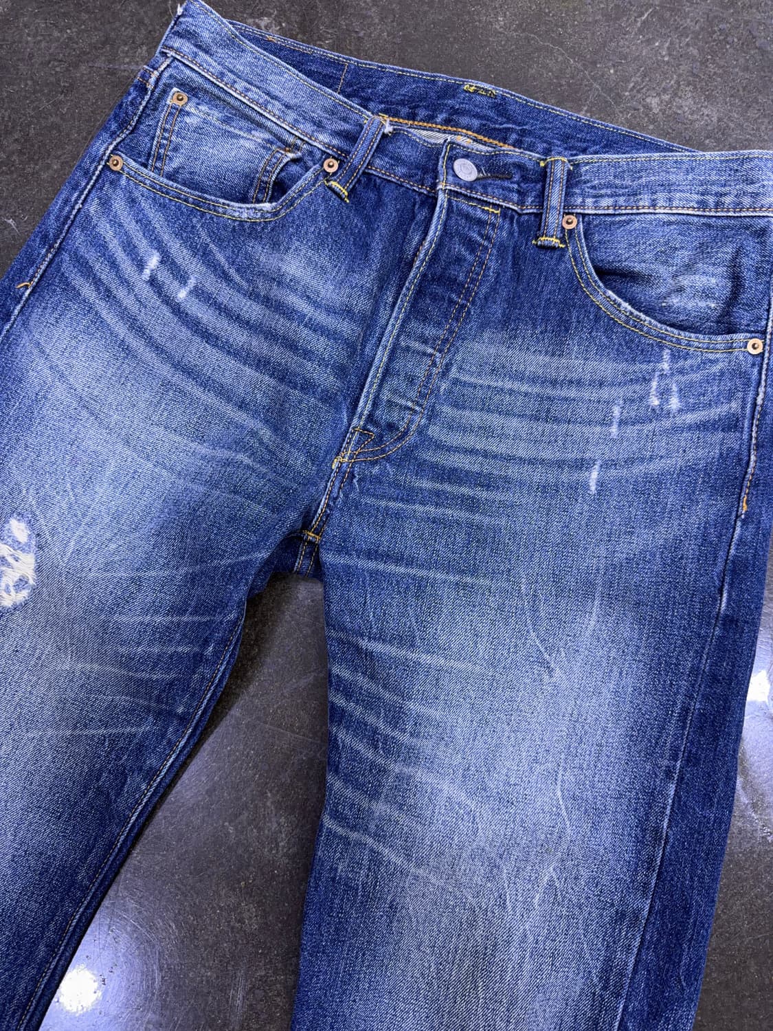 리바이스 501 레귤러핏 데님팬츠 청바지 빈티지 워싱 32 상품이미지3