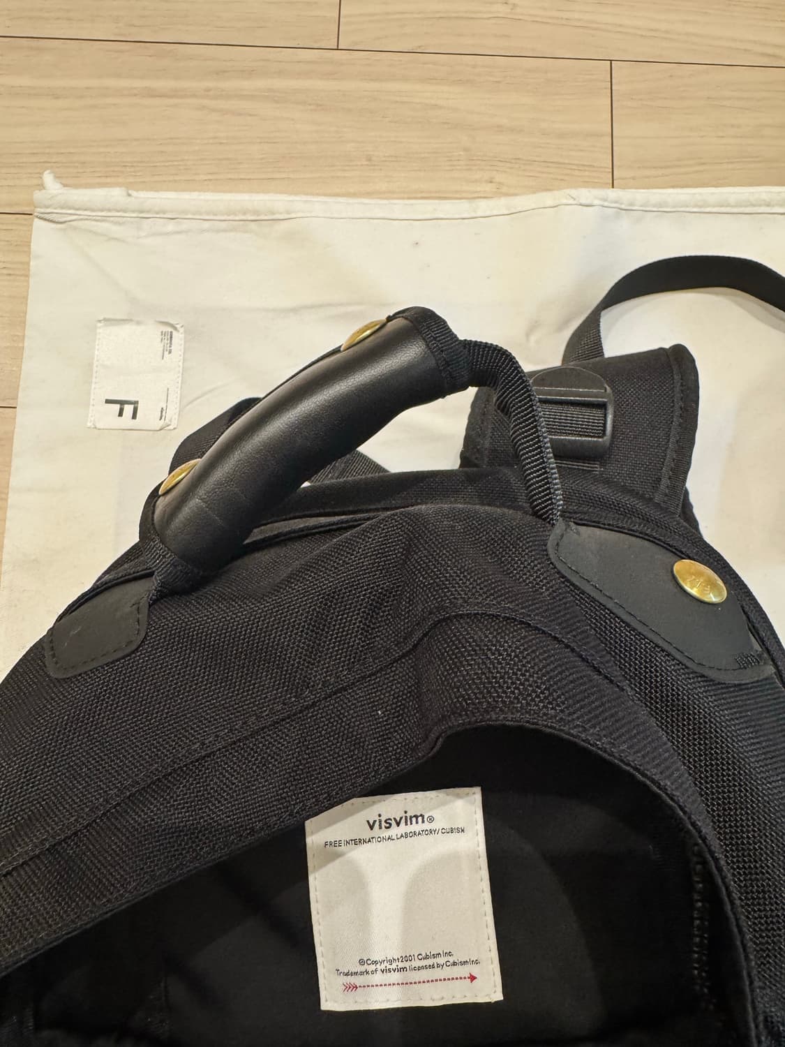 비즈빔 코듀라 22L 백팩 블랙 상품이미지4