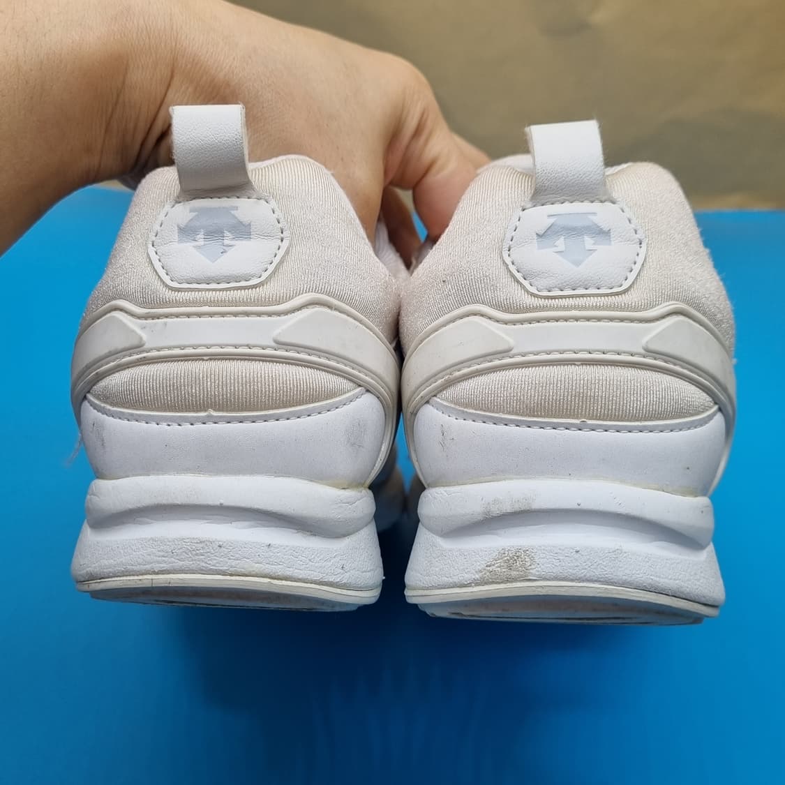 데상트 벨크로 운동화 250 상품이미지4