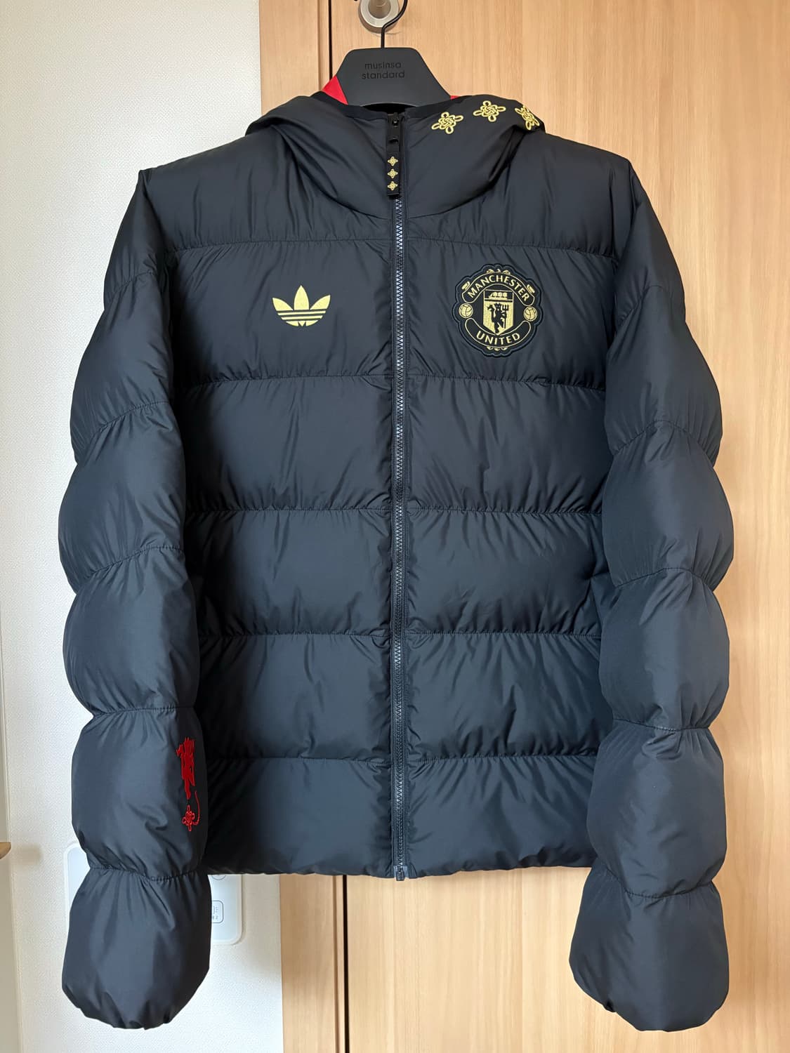 아디다스 맨체스터유나이티드 패딩 상품이미지1