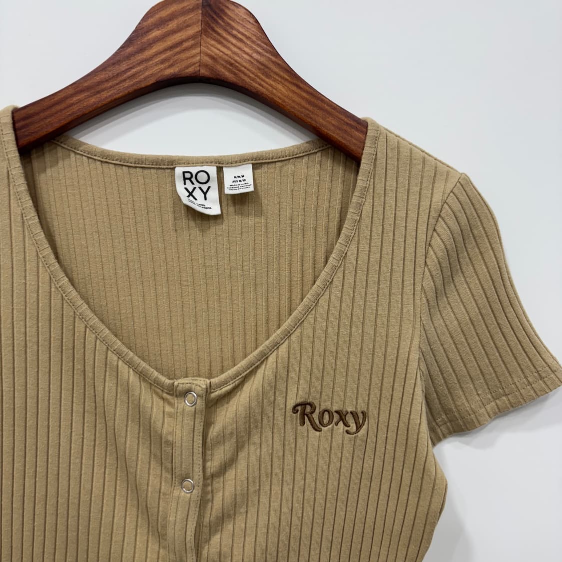 일빈 y2k Roxy 골지 니트 크롭탑 상품이미지4
