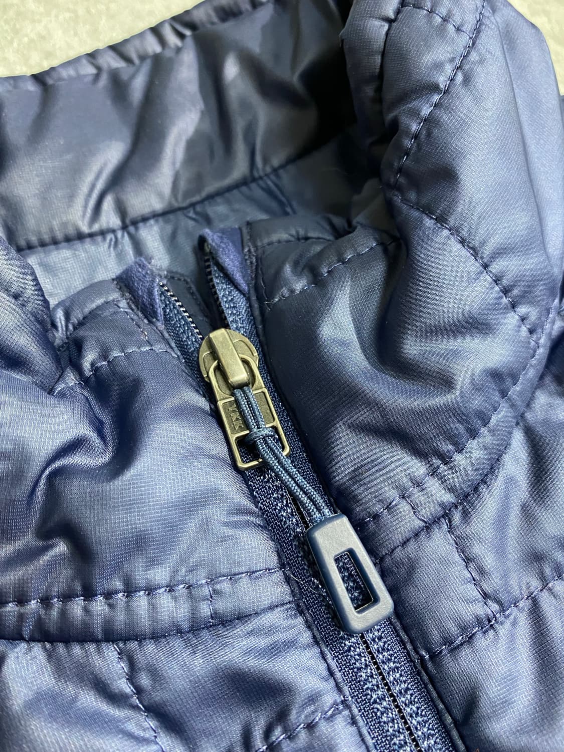 [S] Patagonia 파타고니아 네이비 경량패딩 자켓 상품이미지3