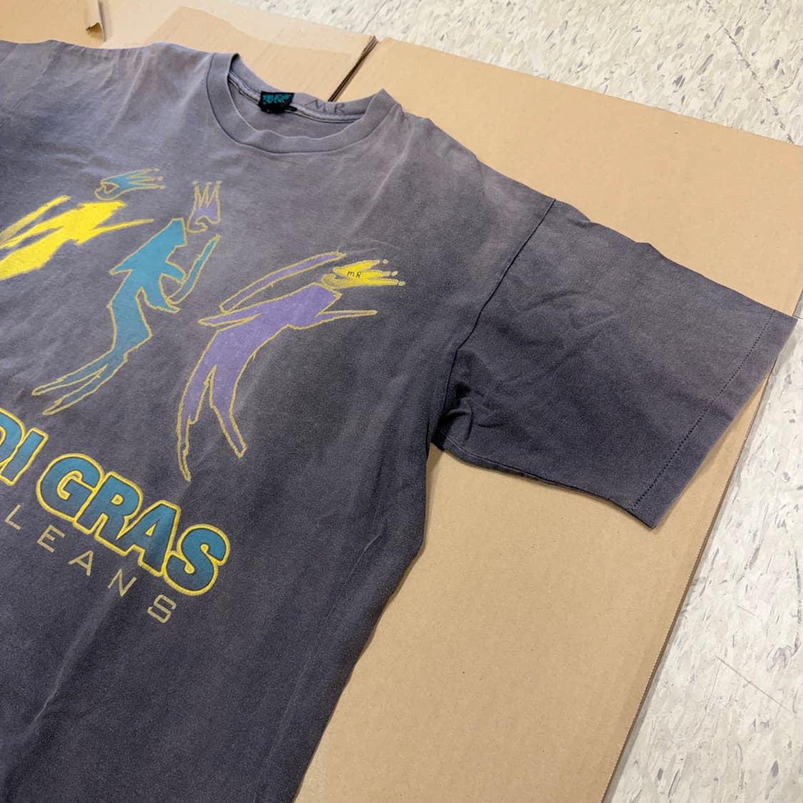 90s USA Vintage Sun Faded Tshirt 상품이미지3