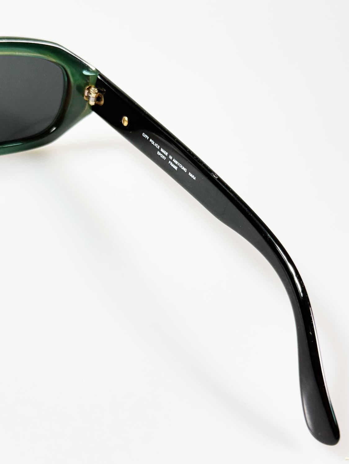 90s CITY POLICE 볼드 스퀘어 투톤 프레임 빈티지 선글라스 상품이미지7