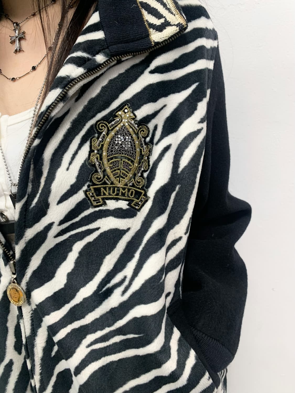 [NUMO] 오네갸루 지브라 퍼 집업 상품이미지5