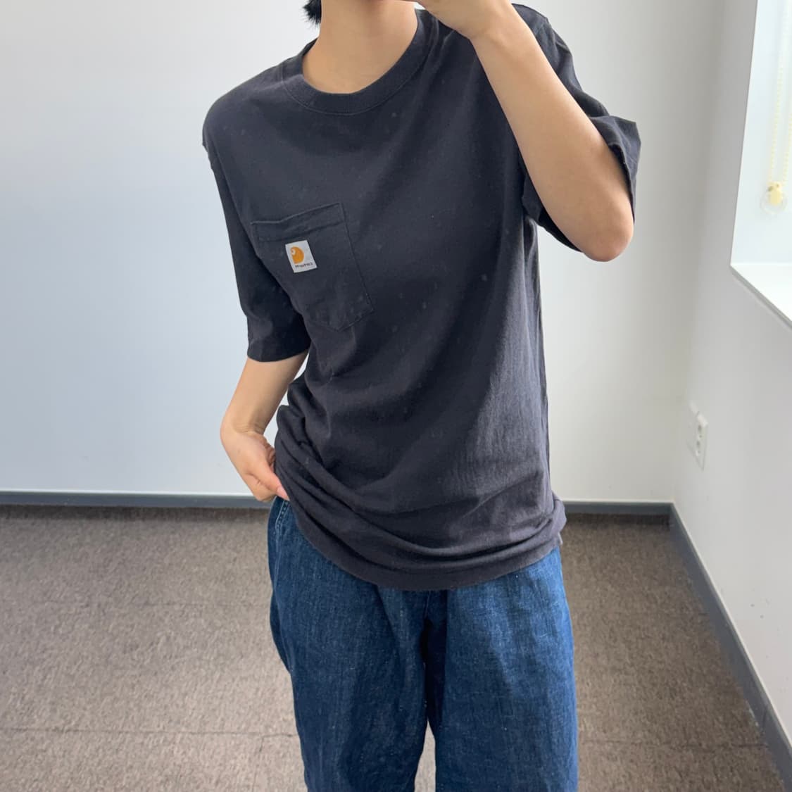 Carhartt 칼하트 원포켓 차콜 반팔 상품이미지2