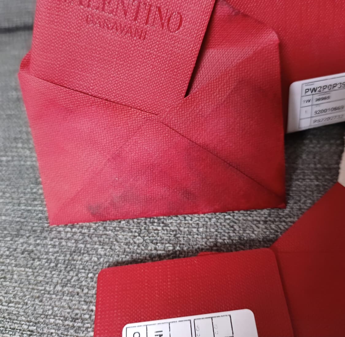 발렌티노 스몰사이즈 락스터드 지갑 상품이미지8