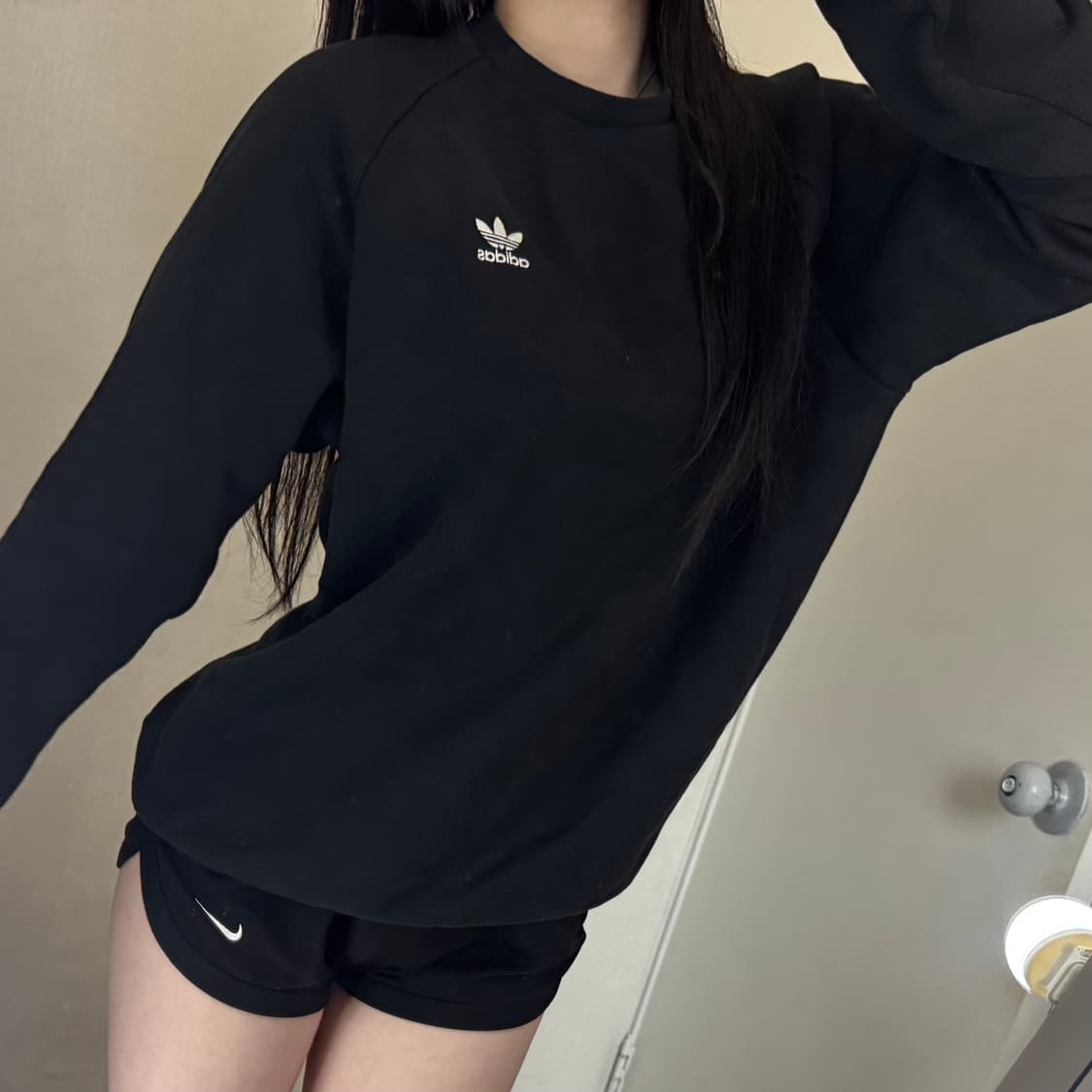 아디다스 불꽃 파이어버드 로고 맨투맨 🖤 상품이미지3