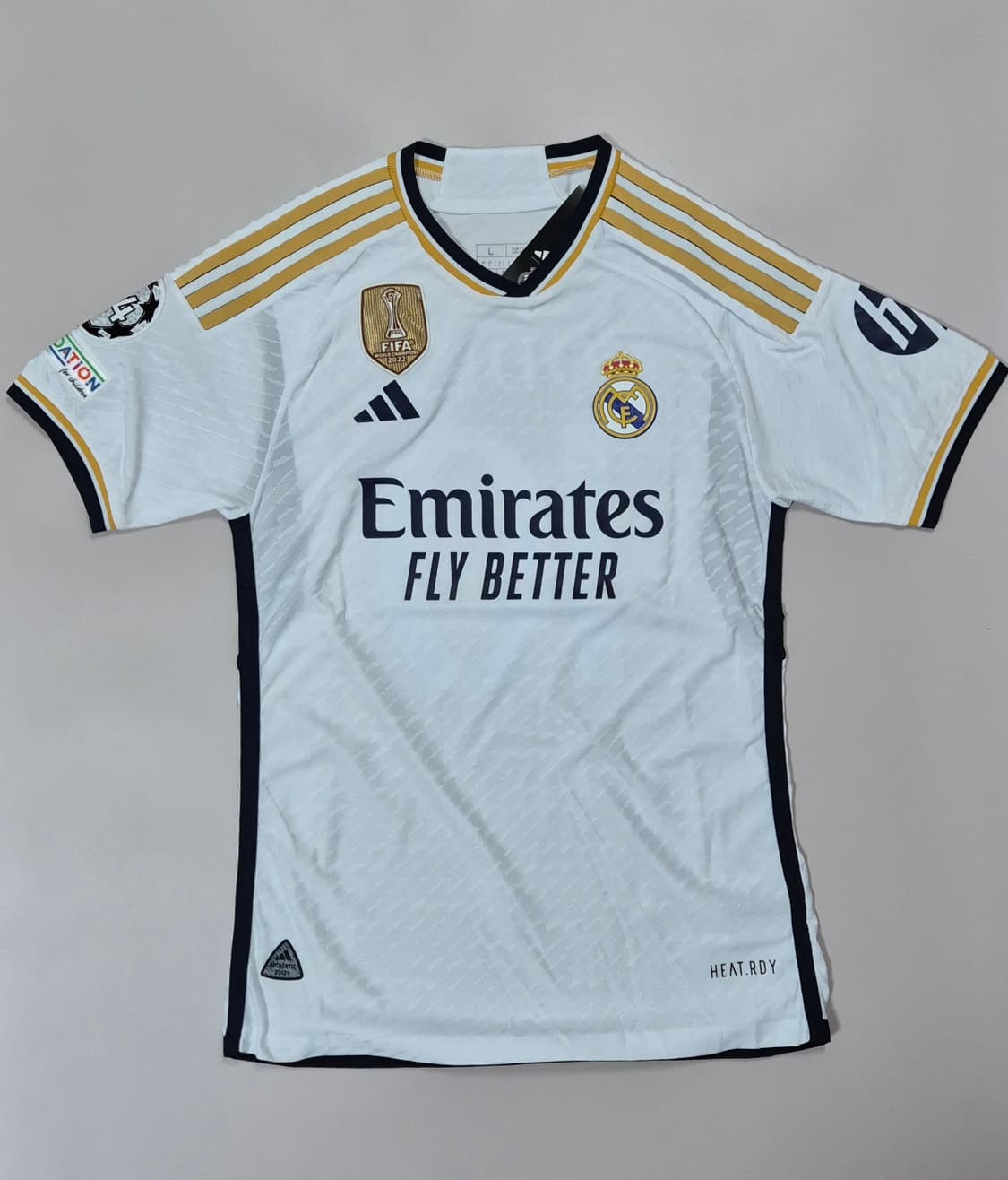 24-25 레알마드리드 홈 모드리치 유니폼 L(마킹불량) 상품이미지2