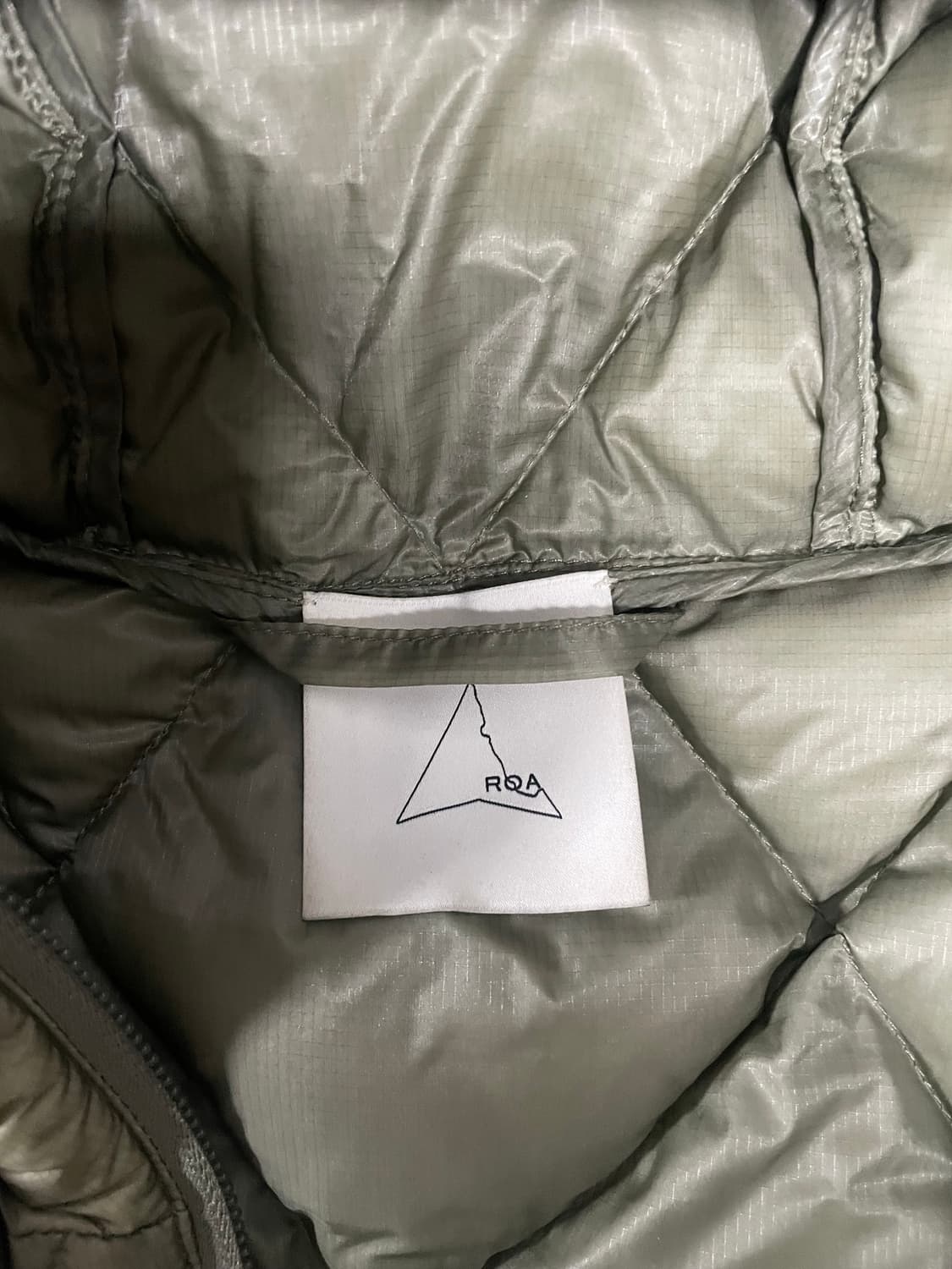 로아 누나 800 필파워 후드 다운 베스트 그레이 상품이미지2