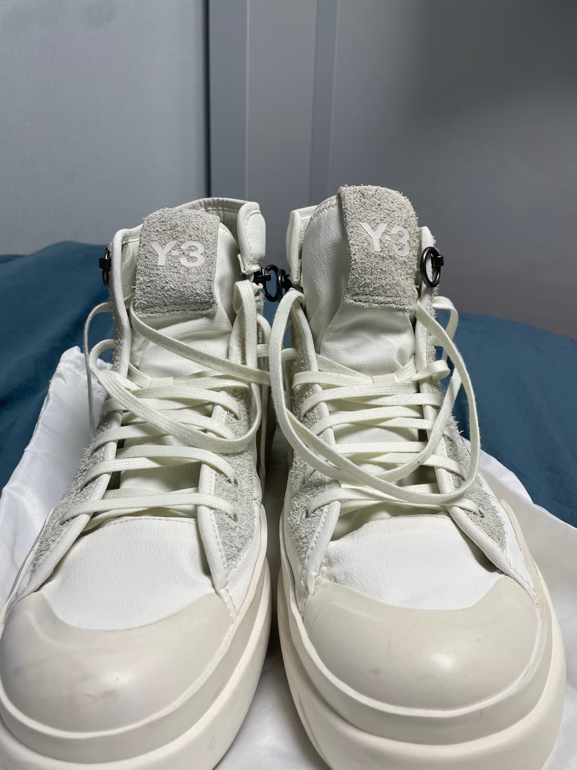 Y-3 아자투 코트 하이탑 스니커즈 상품이미지2