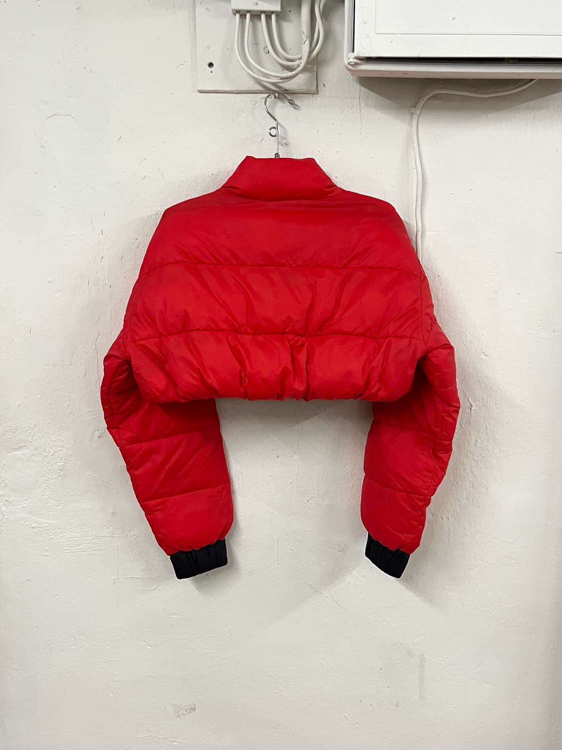 모스키노 H&M 크롭 푸퍼 패딩 상품이미지6