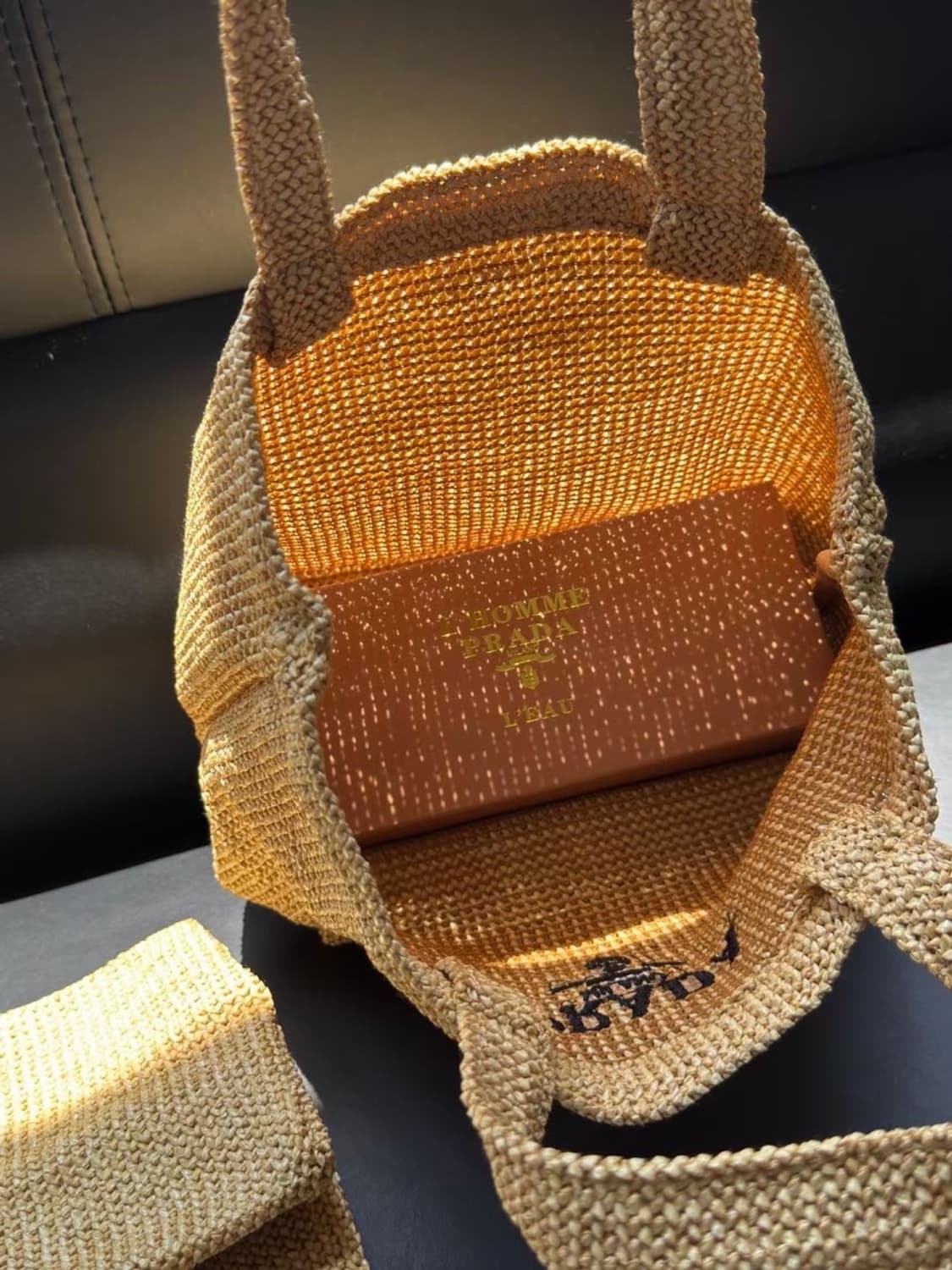 프라다뷰티 르옴므 에코백 네트백 브라운  상품이미지2