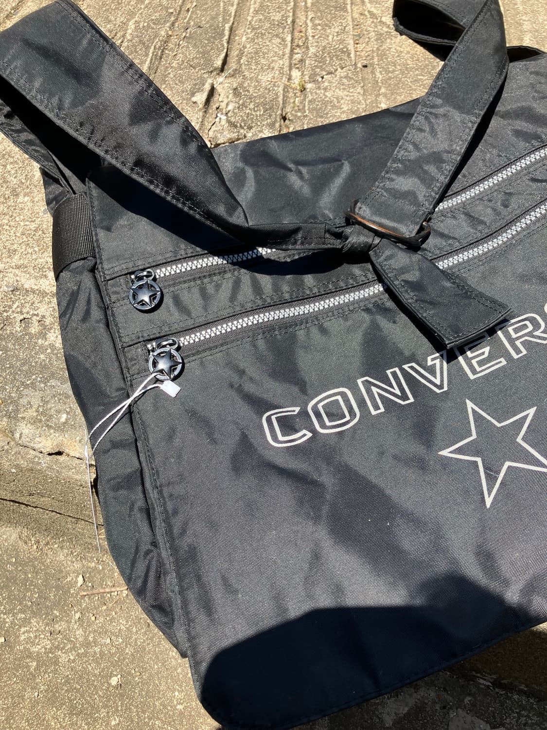 Converse 블랙 나일론 메신저백 상품이미지6
