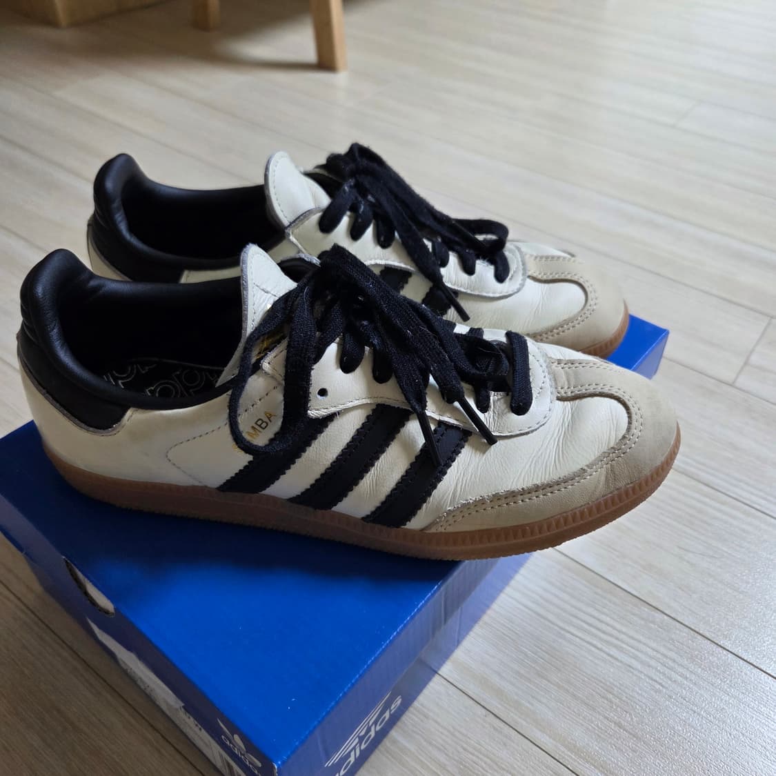 아디다스 삼바 크림화이트 코어블랙 235사이즈 상품이미지2