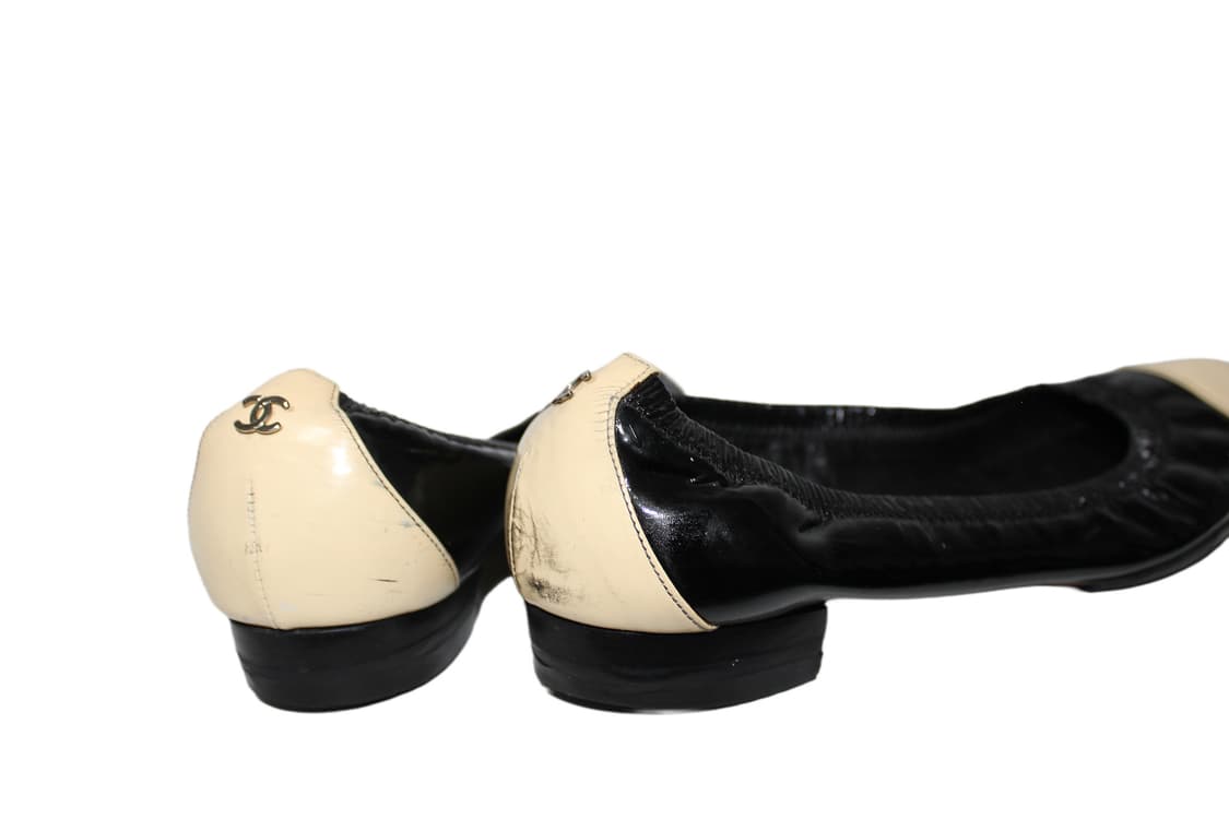 2000s CHANEL 샤넬 투톤 페이던트 레더 플랫슈즈 상품이미지5