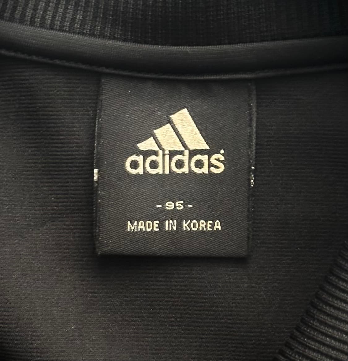 adidas 아디다스 큐빅 로고 골드 트랙탑 상품이미지5